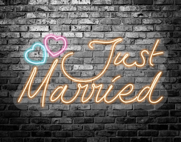 Nen Led Just Married